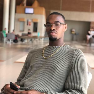 Meet your Posher, Aaron